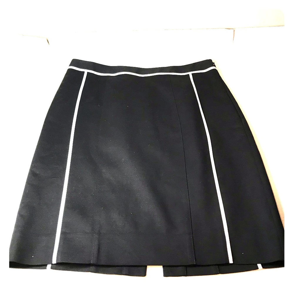 white House black market skirt